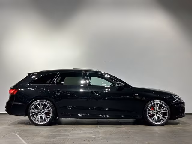 Audi A4 - 2x S Line