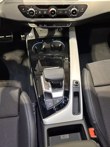 Audi A4 - 2x S Line