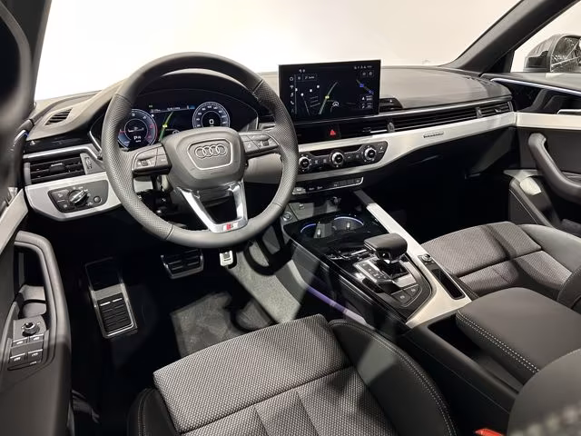 Audi A4 - 2x S Line