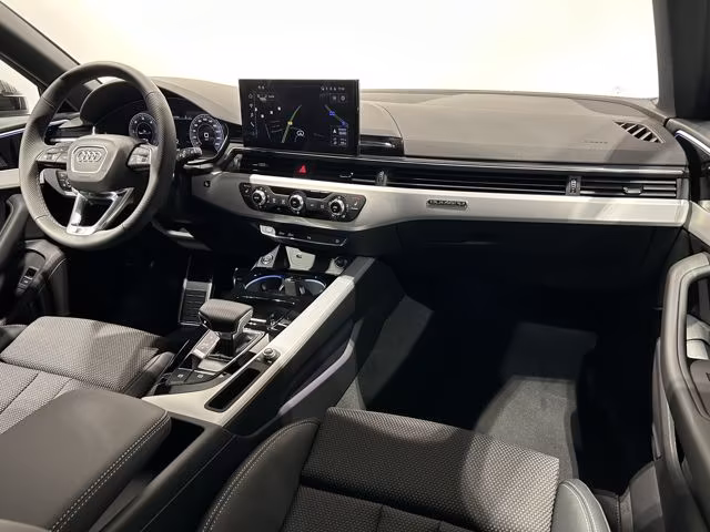 Audi A4 - 2x S Line
